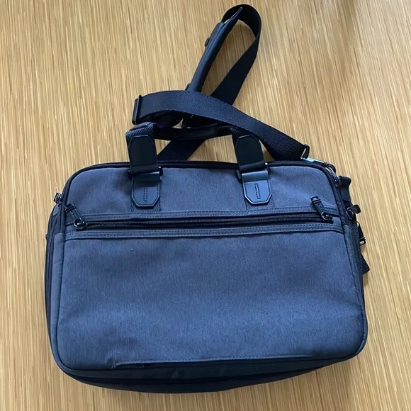 TUMI Like new, barely used.